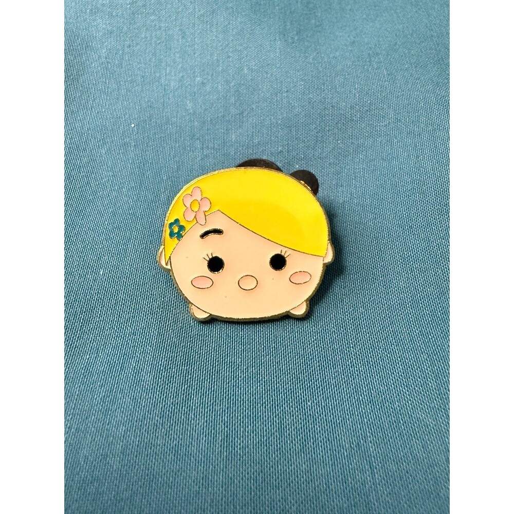 Disney Tsum Tsum Rapunzel pin